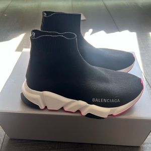 Black balenciaga speed sneaker